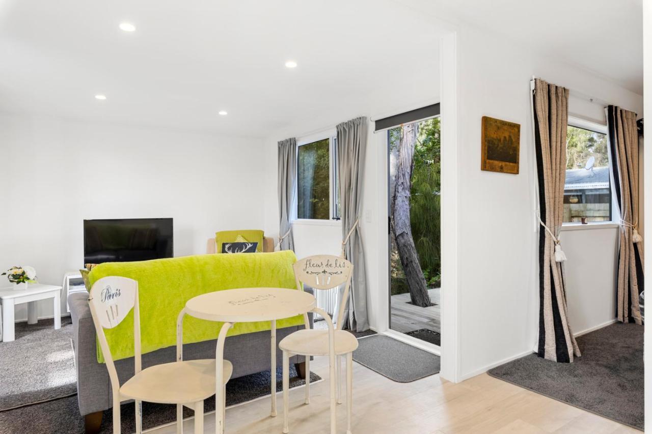 Bellbird Cottage - Lake Taupo Bach Waitahanui Екстериор снимка
