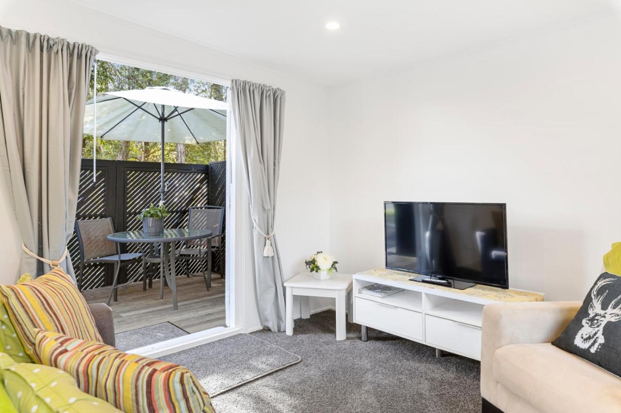 Bellbird Cottage - Lake Taupo Bach Waitahanui Екстериор снимка